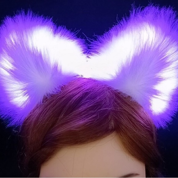 LED Faux Fur Fox Ears - Picture 8 of 10